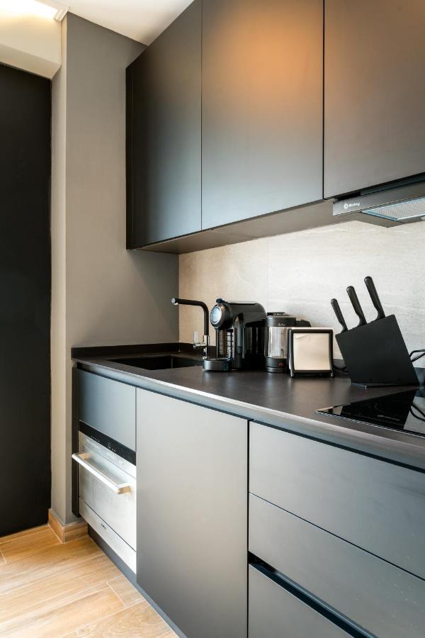 Triana Apartments Deluxe Севиля Екстериор снимка