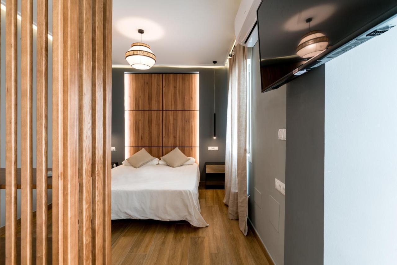 Triana Apartments Deluxe Севиля Екстериор снимка